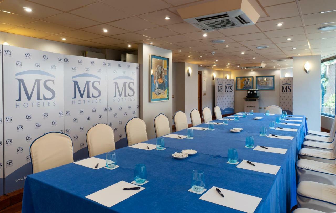 Hotel Ms Maestranza Малага Екстериор снимка